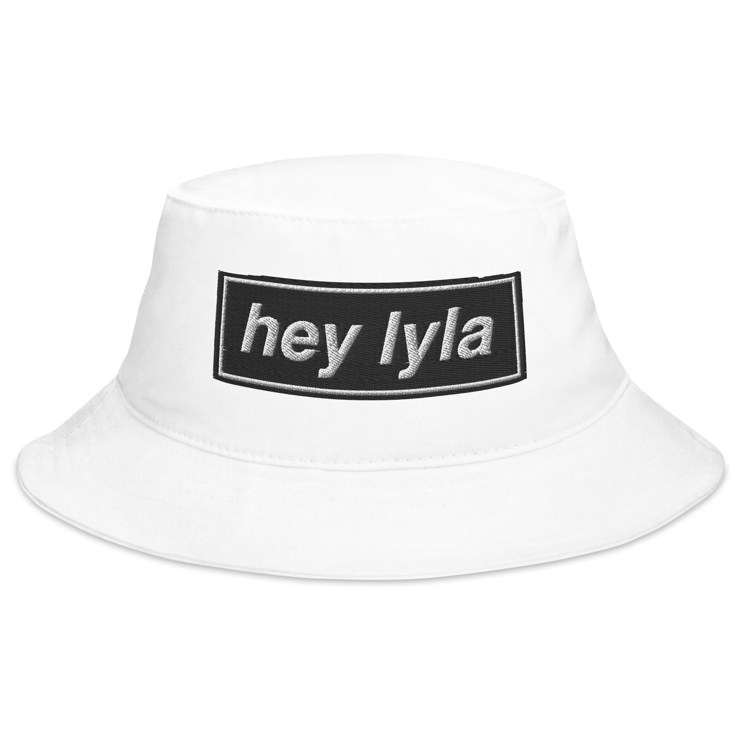 Hey Lyla Oasis Bucket Hat in white for the Live in '25 Concert with Noel and Liam Gallagher