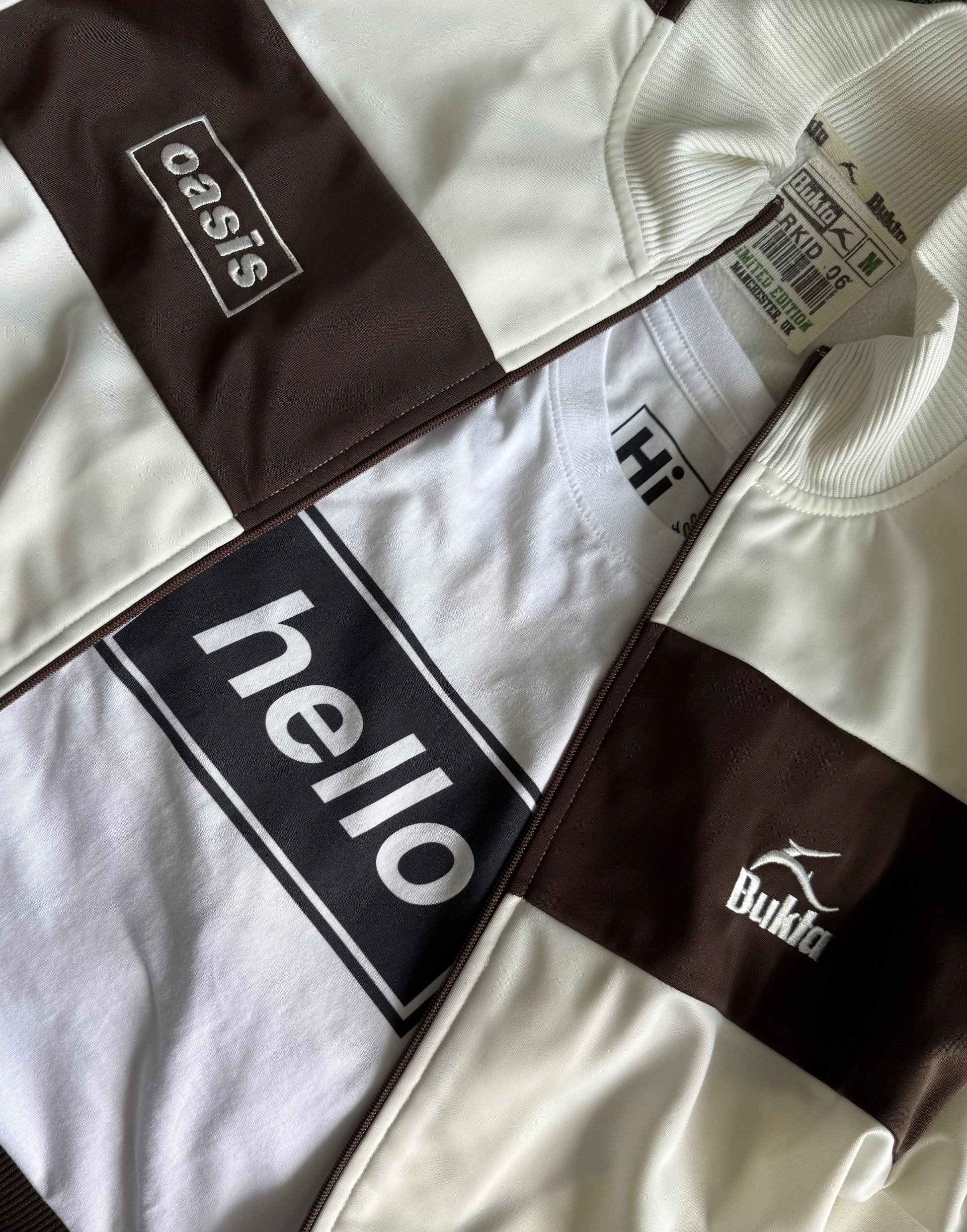 Hello Oasis – Hi - Main Image