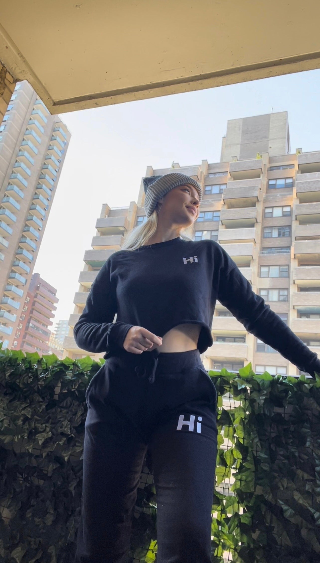 Hi Sweatpants in Black worn by Shannon Milligan