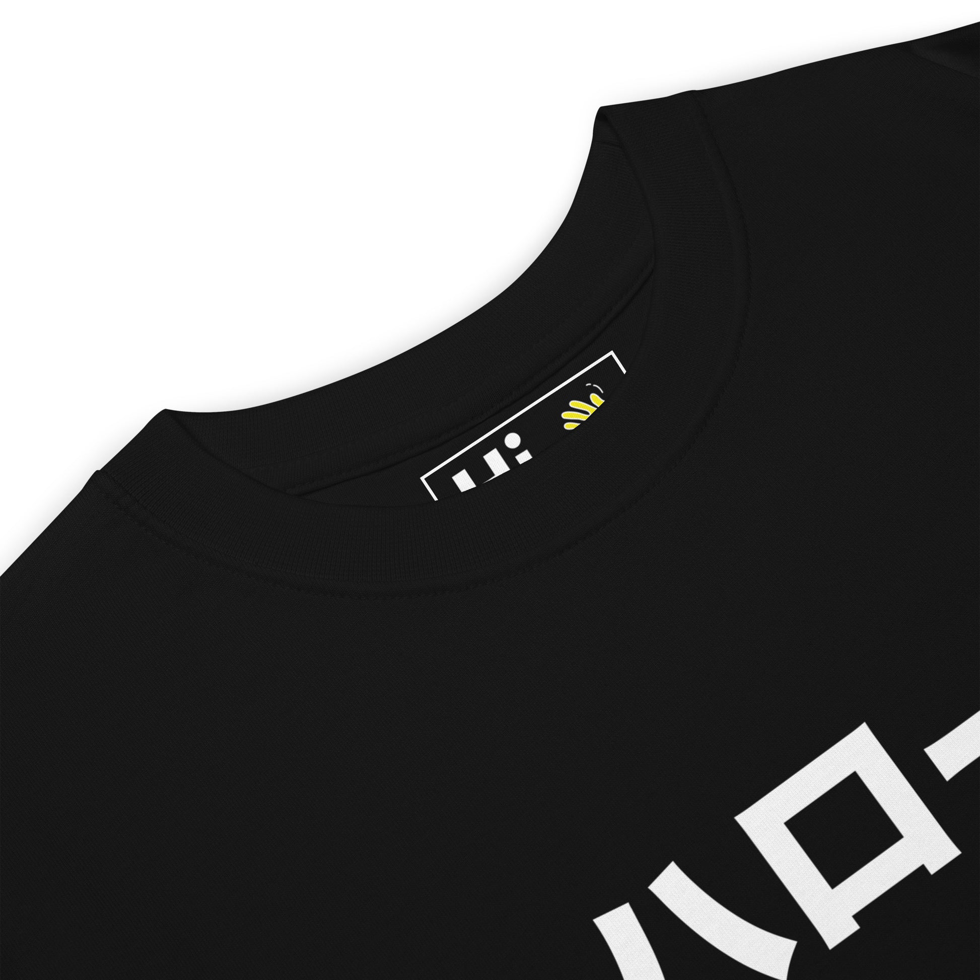 Hi ハロー Japanese Greeting T Shirt pronounced Harō in black, view of front detail