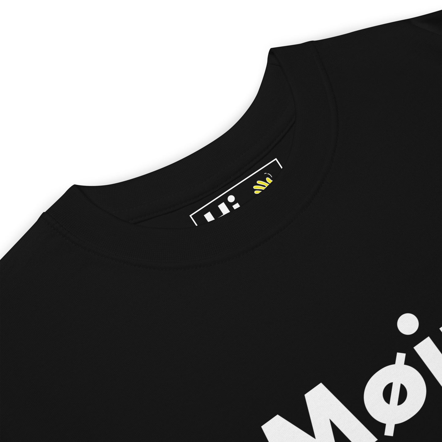 Hi Møjn Danish Greeting T shirt in black, front detail