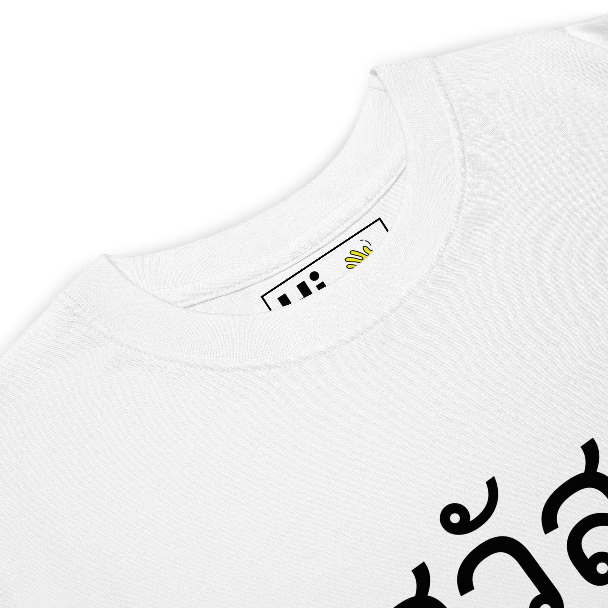 Hi in Thai Greeting T Shirt in white front detail, Hi in Thailand สวัสดี is pronounced "Sa-wad-dee"